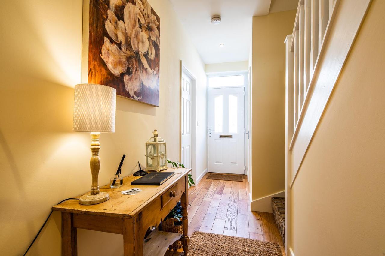 Buxton Centre Cosy Cottage With Free Secure Parking Екстериор снимка