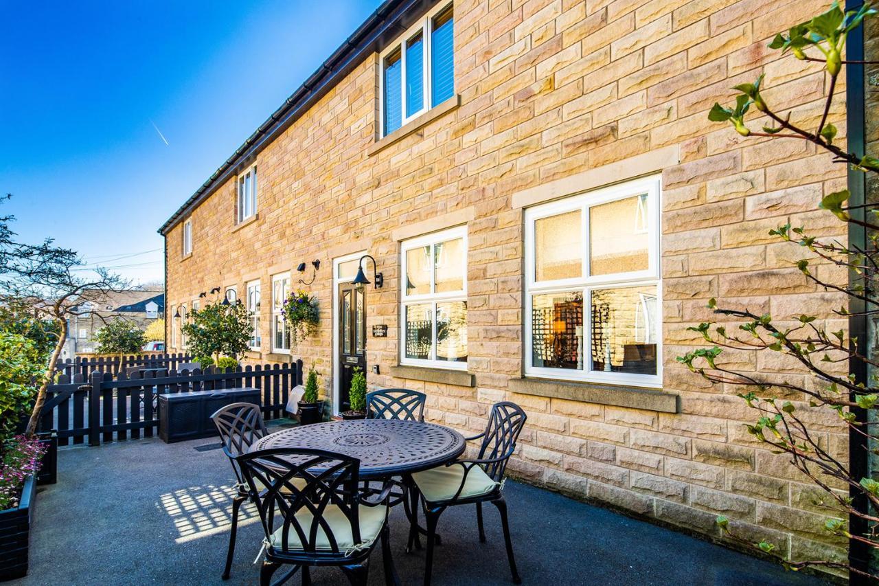 Buxton Centre Cosy Cottage With Free Secure Parking Екстериор снимка