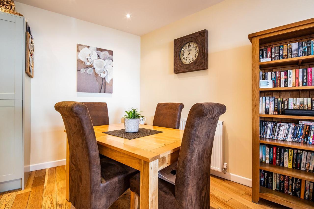 Buxton Centre Cosy Cottage With Free Secure Parking Екстериор снимка